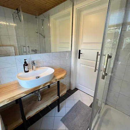 Fischerhus37 Few Bodden Glowe